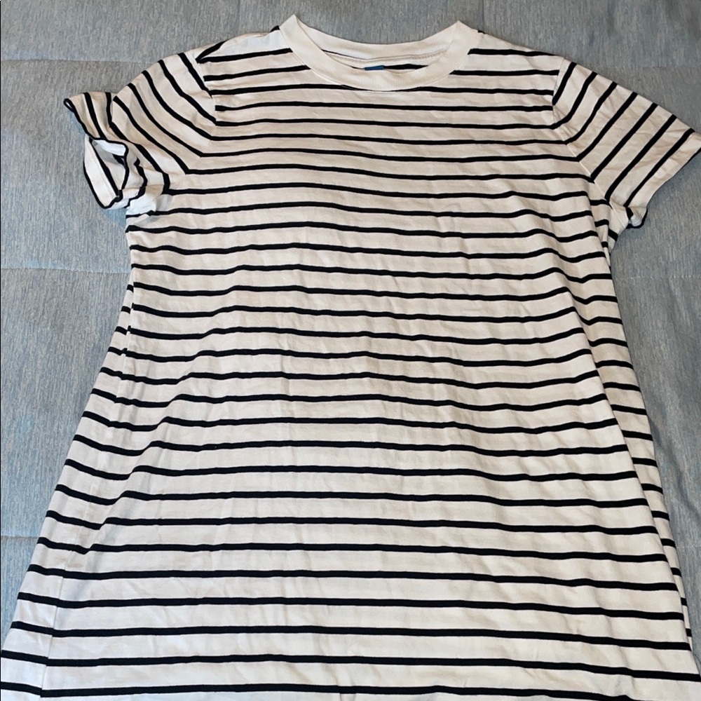 Old Navy Black and White Striped T-shirt Dress